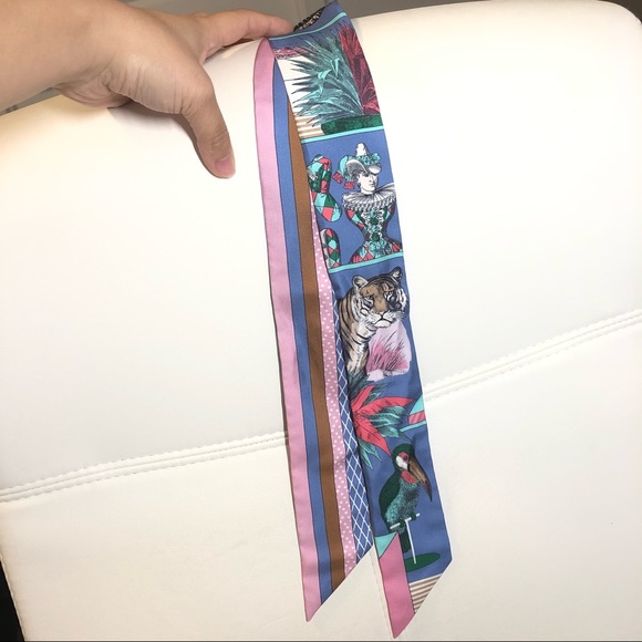 Hermes Grand Theatre Nouveau Twilly SOLD - Picture 3 of 6